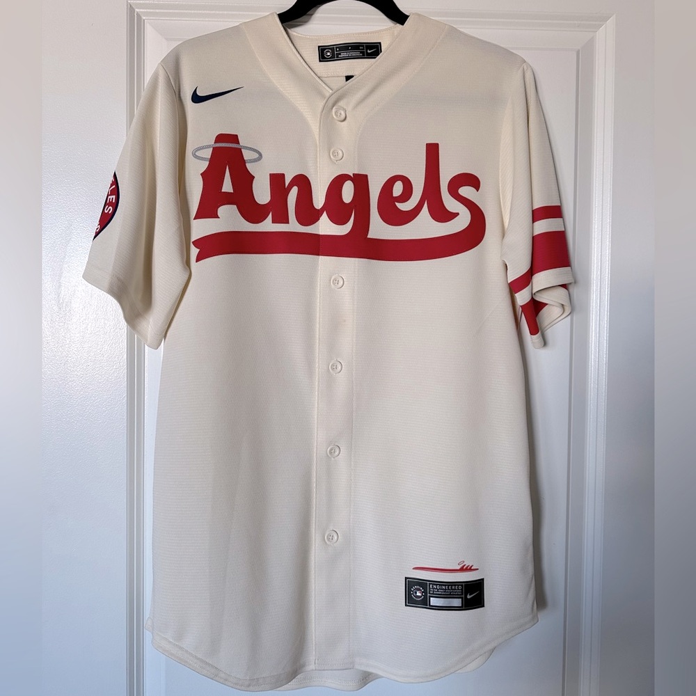 Angels Trout City Edition Jersey (Men’s Small)